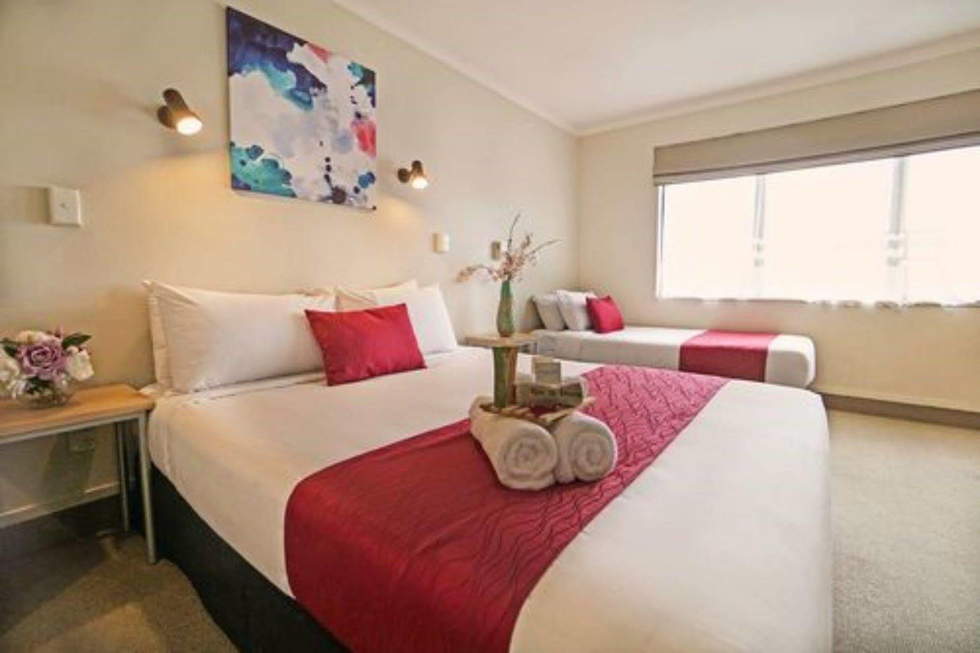 Ashwood Manor Motor Lodge Hamilton Bagian luar foto